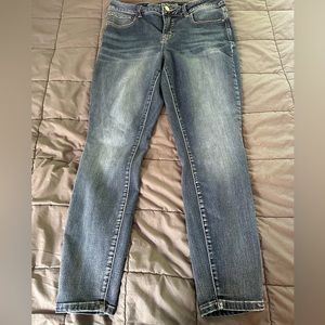 Maurice’s straight leg Everflex High Rise blue jeans faded